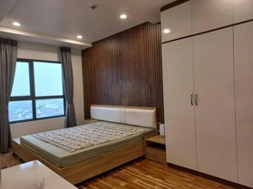 Cần bán căn hộ chung cư Resco tòa OCT5A - DT 74m2, 3PN full nội thất, giá 3,8 tỷ